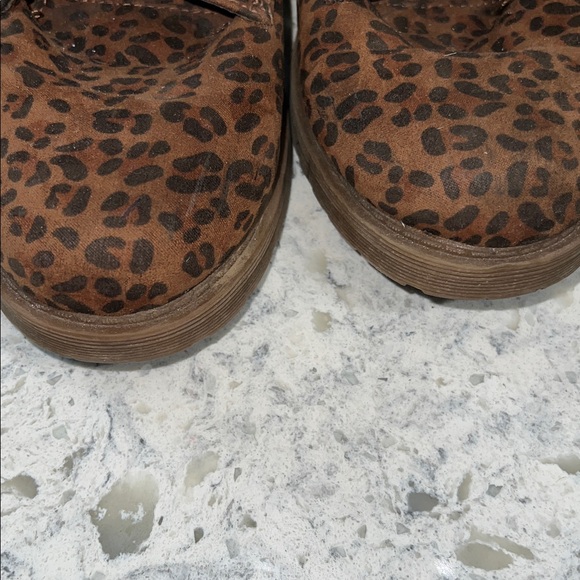 Time and Tru Leopard Print Combat Boots size 9 - Picture 4 of 8
